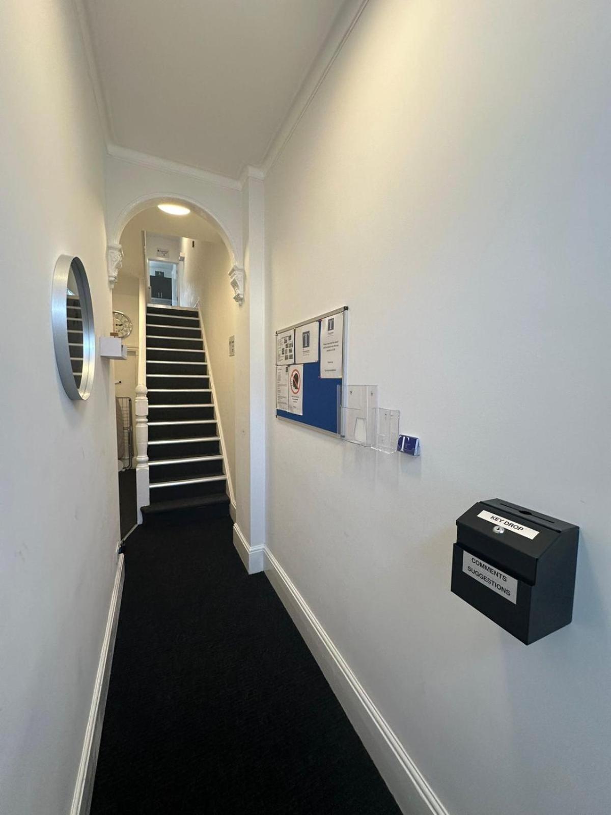 Cambridge Central Rooms - Tas Accommodations Exterior photo