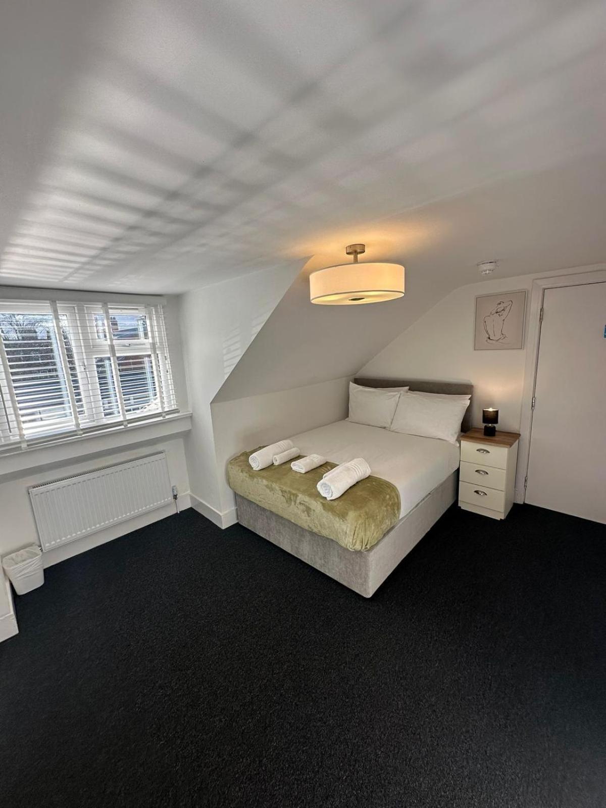Cambridge Central Rooms - Tas Accommodations Exterior photo